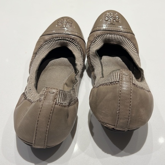 Gray Tory Burch Caroline Flats Size 7 - Picture 3 of 3
